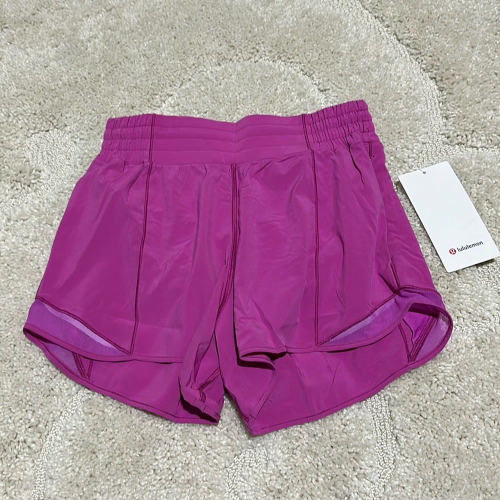 Lululemon HR Short 4” *Lined